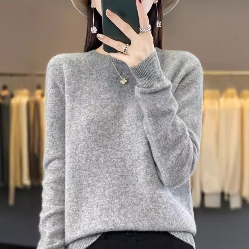 Round neck sweater